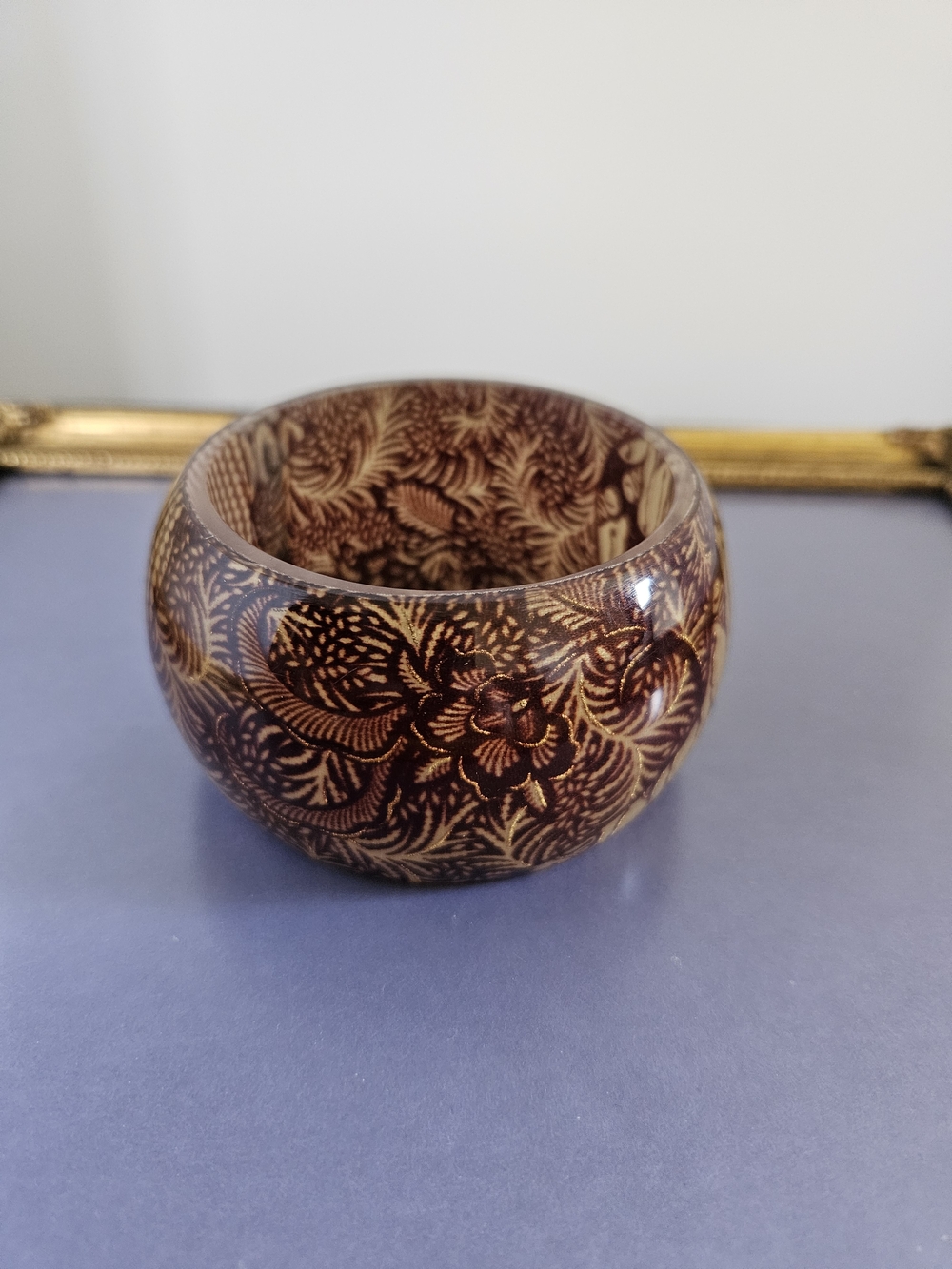 Vintage Batik Brown Floral Resin/Lucite Bangle Bracelet
